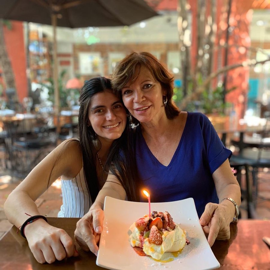 Laura Rodríguez Falla y Esperanza Falla.